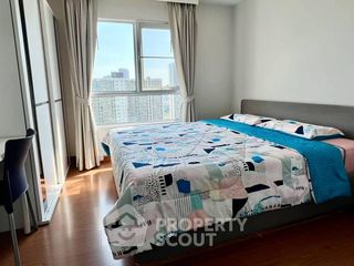 For sale 3 bedrooms condo in Huai Khwang, Bangkok