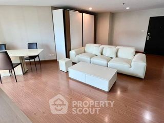 For sale 3 bedrooms condo in Huai Khwang, Bangkok