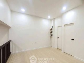 For sale 2 bedrooms condo in Phra Khanong, Bangkok