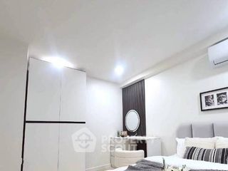 For sale 2 bedrooms condo in Phra Khanong, Bangkok
