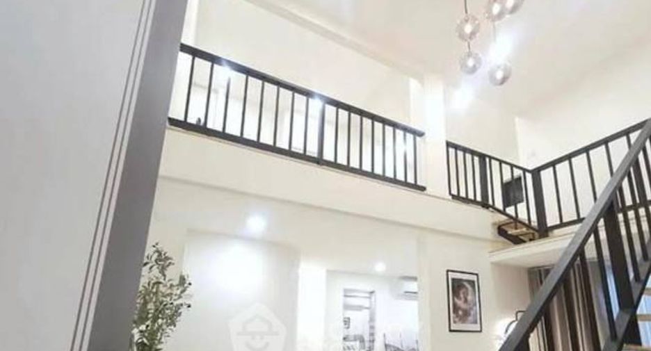 For sale 2 bedrooms condo in Phra Khanong, Bangkok