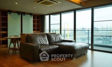 Condo en venta de 3 habitaciones en Yan Nawa, Bangkok