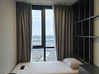 À vendre 2 chambres condo à Khlong Toei, Bangkok