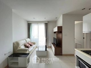 For rent 2 bedrooms condo in Phra Khanong, Bangkok