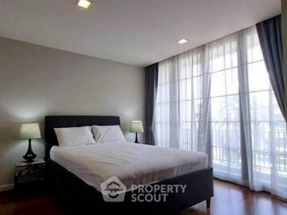 ให้เช่า 4 ห้องนอน ทาวน์เฮ้าส์ ใน วัฒนา, กรุงเทพฯ