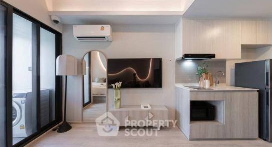 For sale 1 bed condo in Huai Khwang, Bangkok