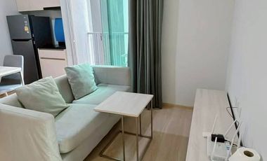 Wohnung zur Miete mit 2 Zimmer in Huai Khwang, Bangkok