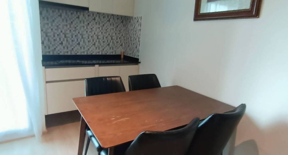 Wohnung zur Miete mit 2 Zimmer in Huai Khwang, Bangkok
