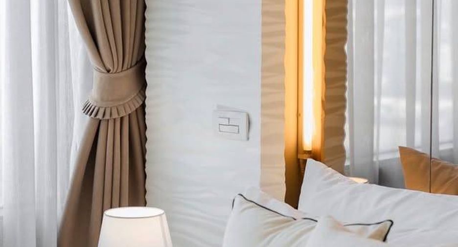 For rent 2 bedrooms condo in Pathum Wan, Bangkok