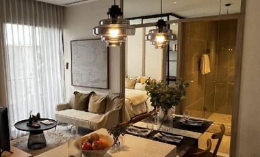 Condo en venta de 2 habitaciones en Huai Khwang, Bangkok