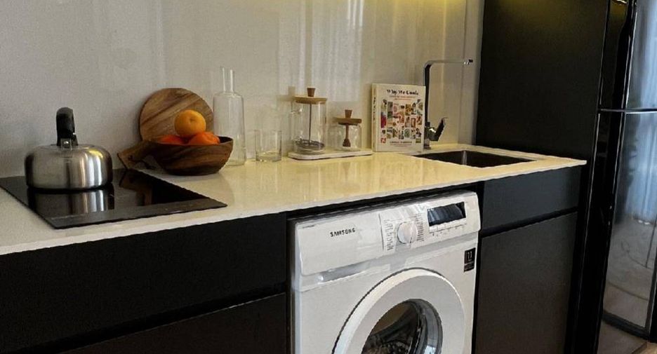 Condo en venta de 2 habitaciones en Huai Khwang, Bangkok