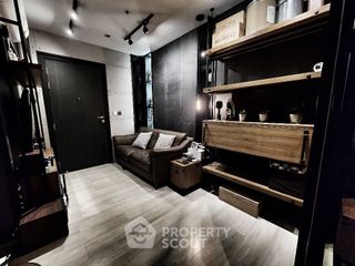 Продажа 1 кровать кондо в Патхум Щан, Бангкок