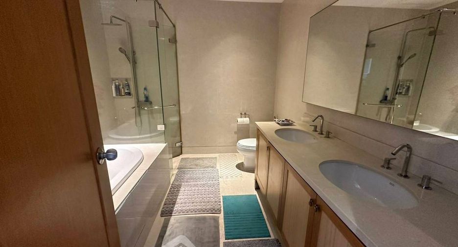 Condo en alquiler y en venta de 1 habitaciones en Khlong Toei, Bangkok