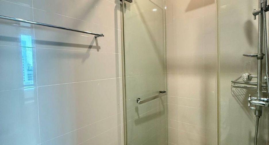 For sale 2 bedrooms condo in Pathum Wan, Bangkok