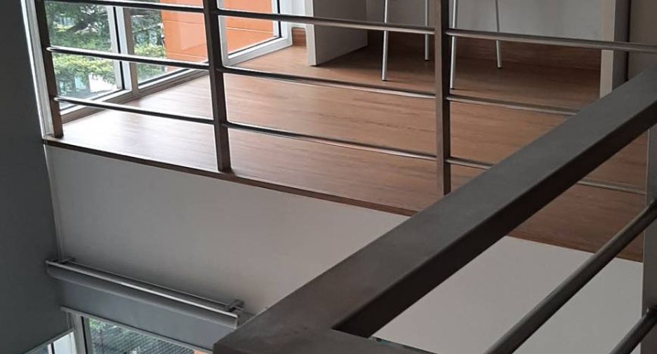 For sale 1 bed condo in Watthana, Bangkok