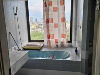 Condo en venta de 3 habitaciones en Thon Buri, Bangkok