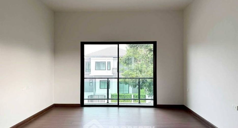 Condo en venta de 4 habitaciones en Sai Mai, Bangkok