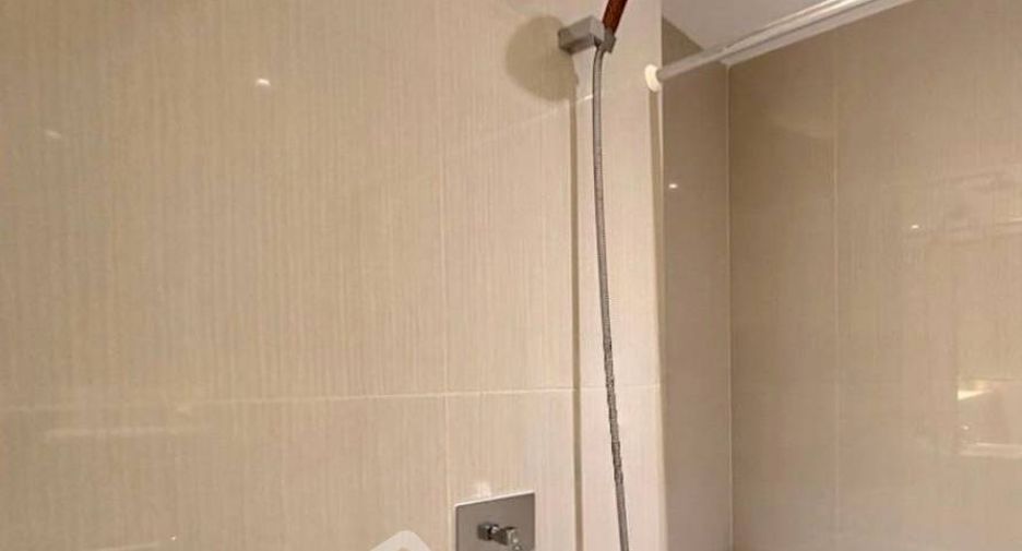 À vendre 1 chambre condo à Watthana, Bangkok