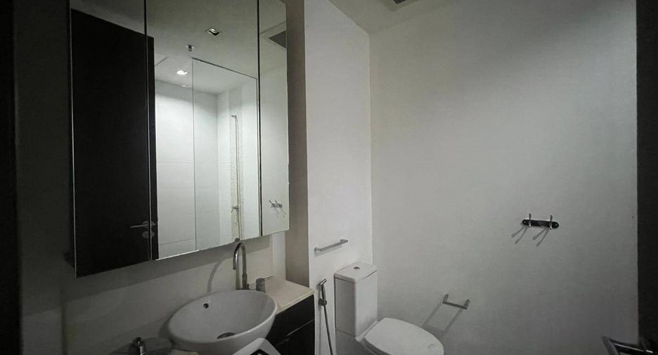 Condo en venta de 2 habitaciones en Yan Nawa, Bangkok