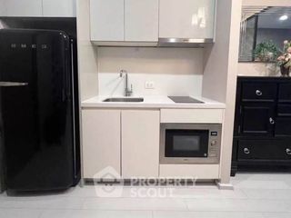 Продажа 1 кровать кондо в Патхум Щан, Бангкок