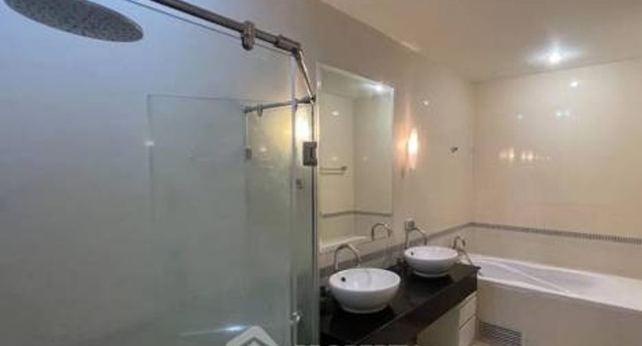 Condo en venta de 3 habitaciones en Ratchathewi, Bangkok