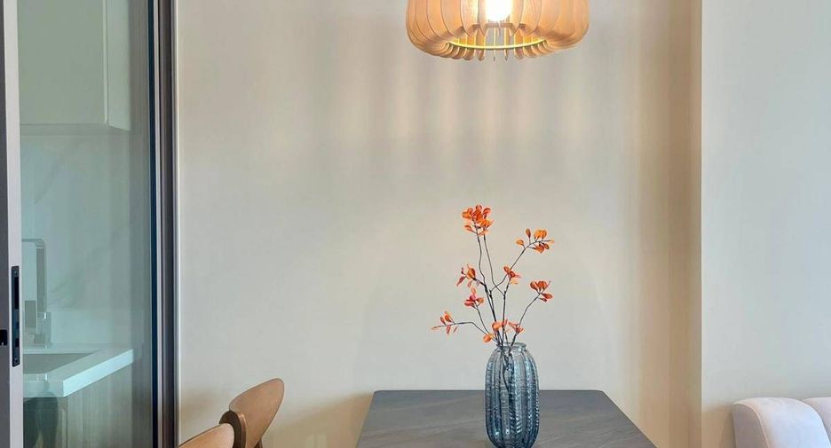 Condo en alquiler y en venta de 1 habitaciones en Watthana, Bangkok