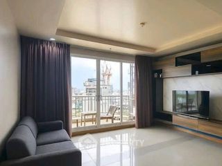 For sale 3 bedrooms condo in Huai Khwang, Bangkok