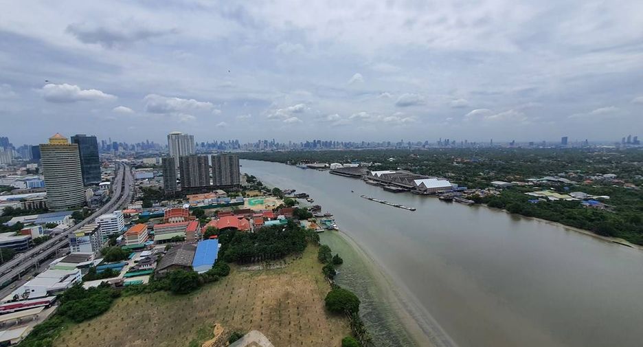 Condo en venta de 4 habitaciones en Yan Nawa, Bangkok