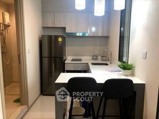 Продажа 1 кровать кондо в Патхум Щан, Бангкок