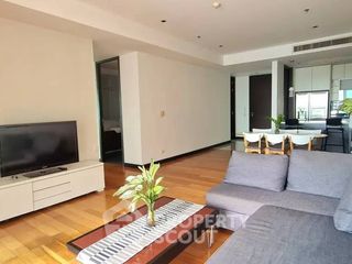 Condo en venta de 3 habitaciones en Yan Nawa, Bangkok