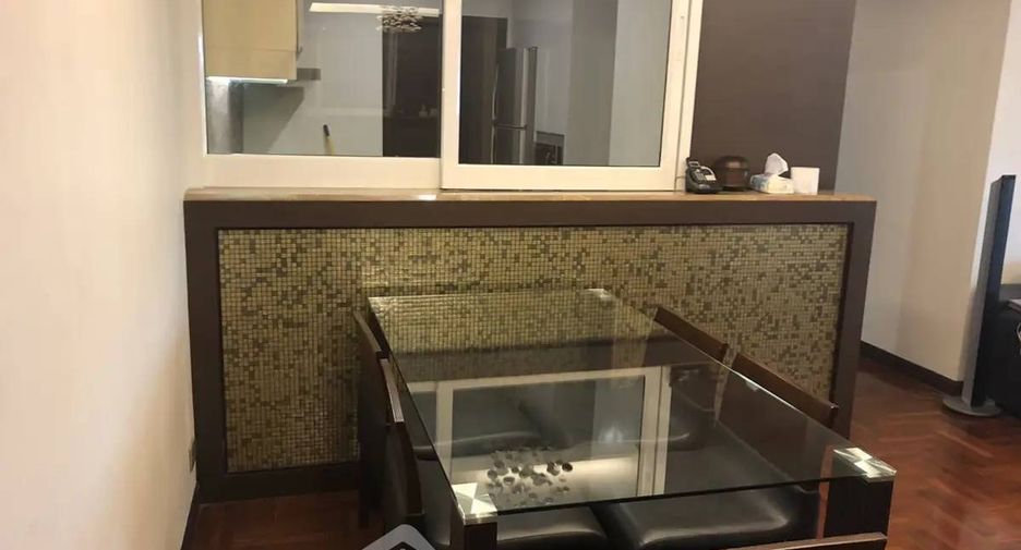 For sale 3 bedrooms condo in Yan Nawa, Bangkok