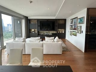 Продажа 3 спальни кондо в Патхум Щан, Бангкок