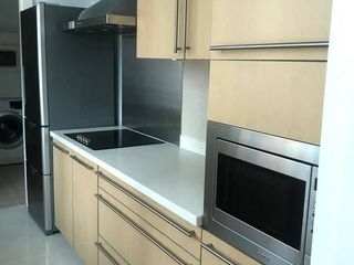 Продажа 2 спальни кондо в Патхум Щан, Бангкок