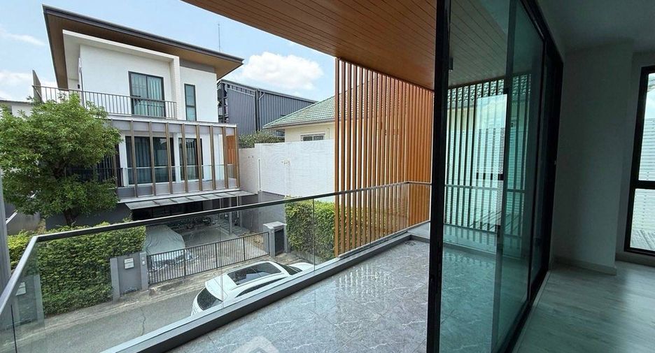 Casa en venta de 3 habitaciones en Prawet, Bangkok