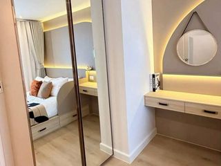 Condo en venta de 2 habitaciones en Yan Nawa, Bangkok
