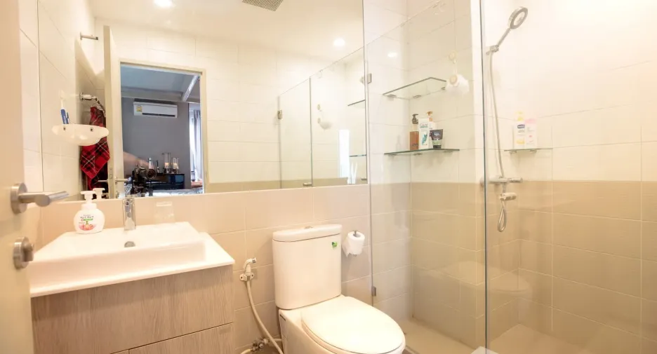 For rent 1 bed condo in Bang Rak, Bangkok