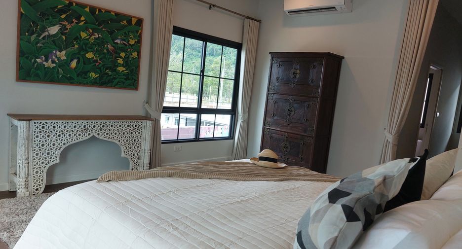 Casa en alquiler de 4 habitaciones en Mueang Phuket, Phuket