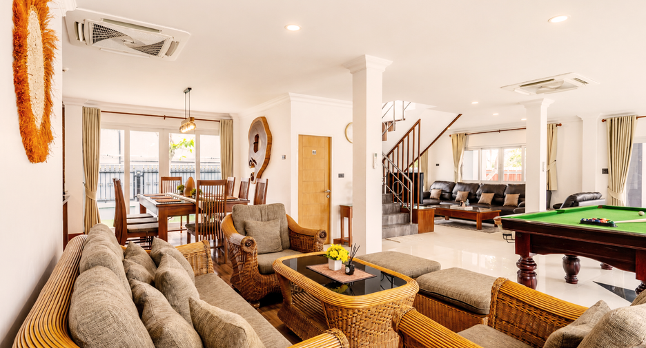 À louer 5 chambres villa à Jomtien, Pattaya