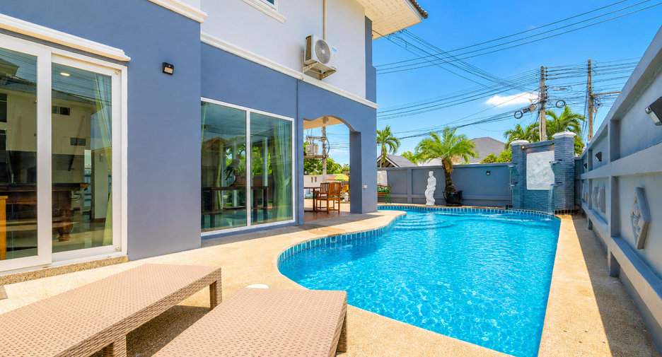 À louer 5 chambres villa à Jomtien, Pattaya