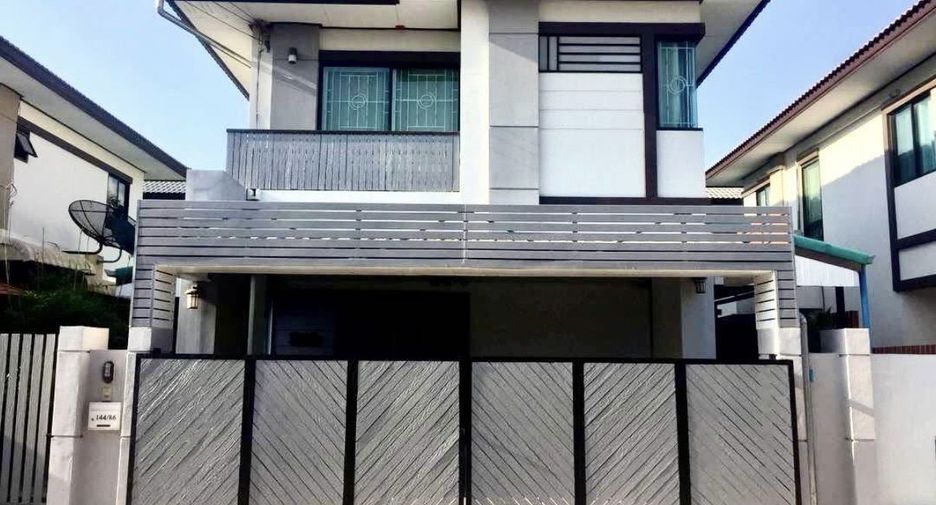 À louer 3 chambres maison à East Pattaya, Pattaya
