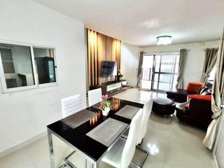 À louer 3 chambres maison à Bang Lamung, Chonburi