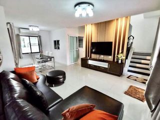 À louer 3 chambres maison à Bang Lamung, Chonburi