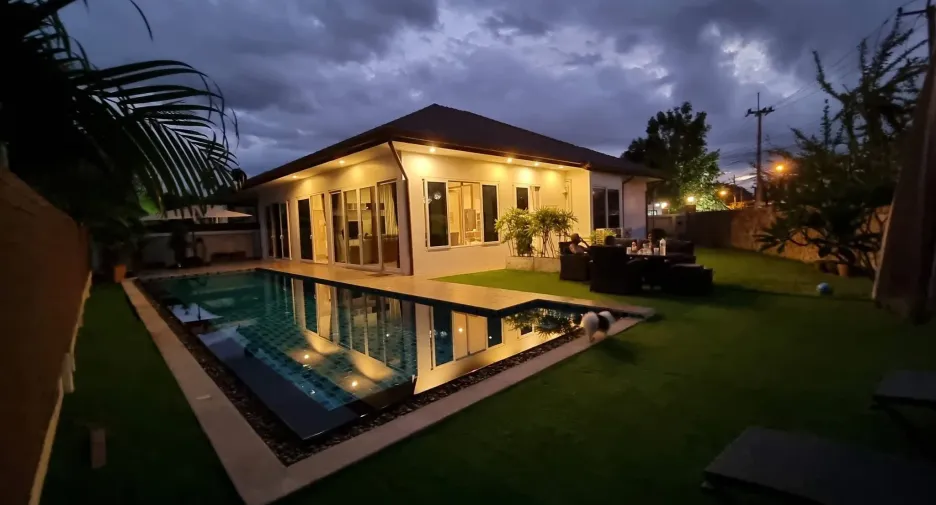 For rent 3 ベッドルーム villa in Huay Yai, Pattaya