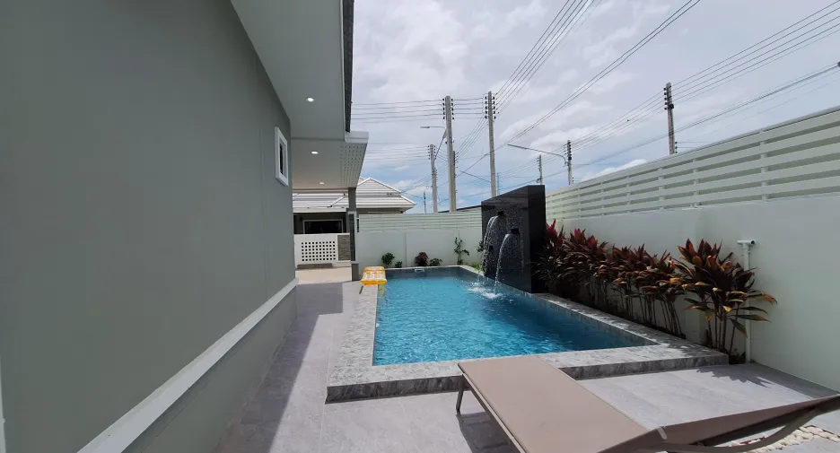 For rent 3 bedrooms villa in Hua Hin, Prachuap Khiri Khan