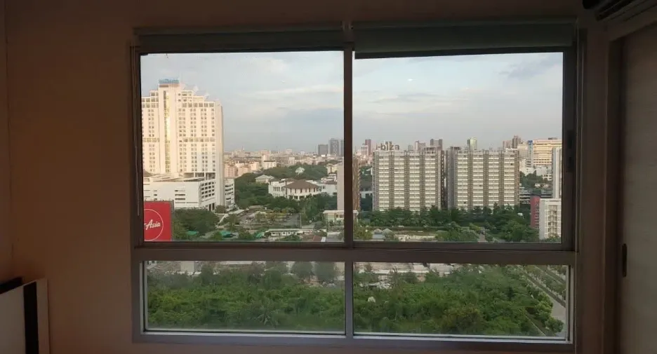 For rent 1 bed condo in Huai Khwang, Bangkok