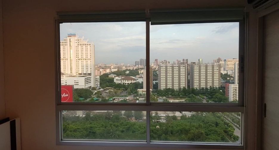Condo en alquiler de 1 habitaciones en Huai Khwang, Bangkok