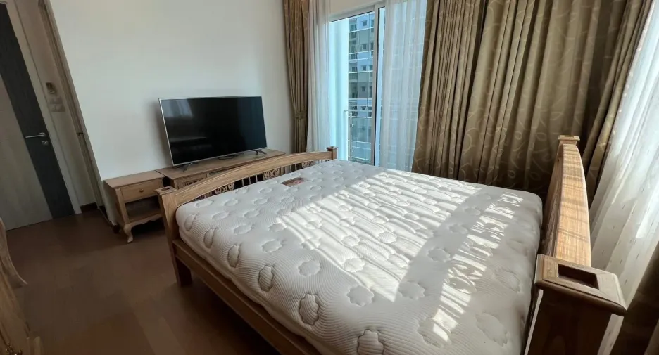 For rent 2 bedrooms condo in Ratchathewi, Bangkok