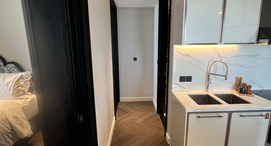 Condo en alquiler de 2 habitaciones en Khlong Toei, Bangkok