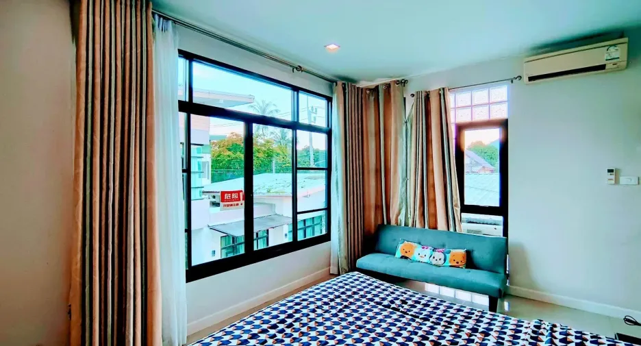 For rent 2 bedrooms villa in Mueang Phuket, Phuket