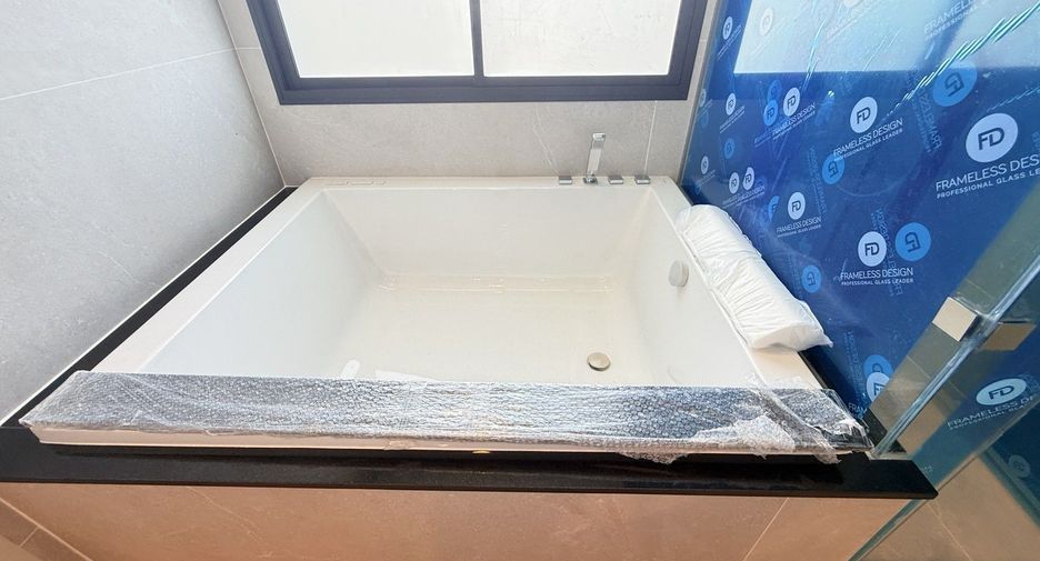 Продажа и аренда 4 спальни дом в Рат Бурана, Бангкок